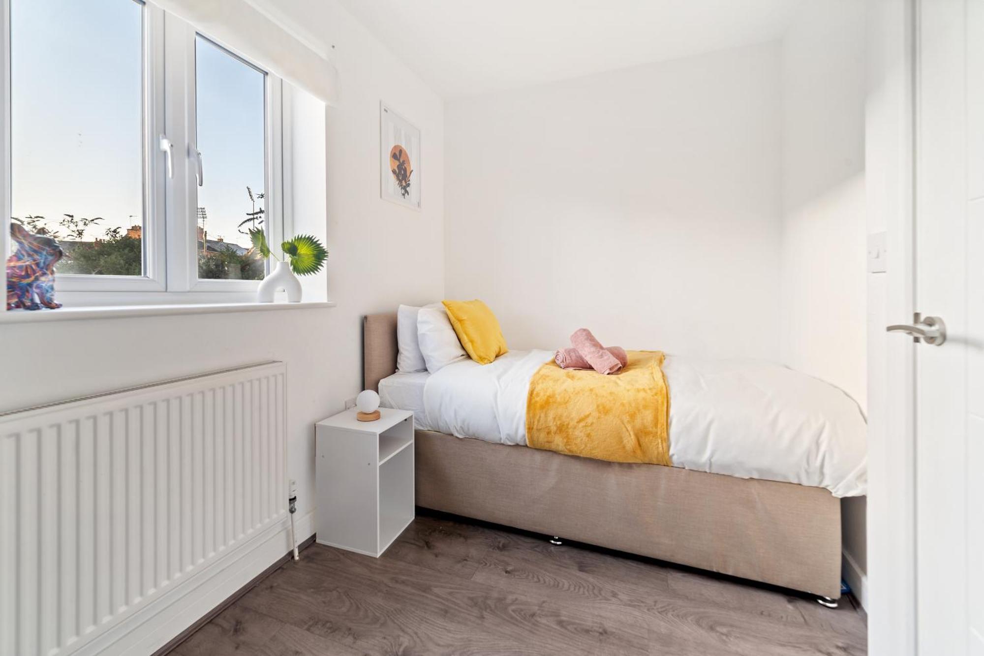 7Nights Special L Modern House Near City Center Sleeps 6 With Free Parking L By Zen Nights Short Lets & Serviced Accommodations 레스터 외부 사진